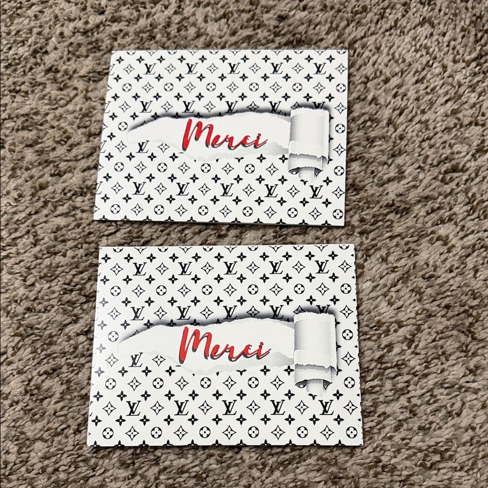 2 greeting cards blank inside